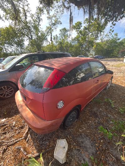 2005 Ford Focus Location - Ford - Row 37 - Stock # H52138