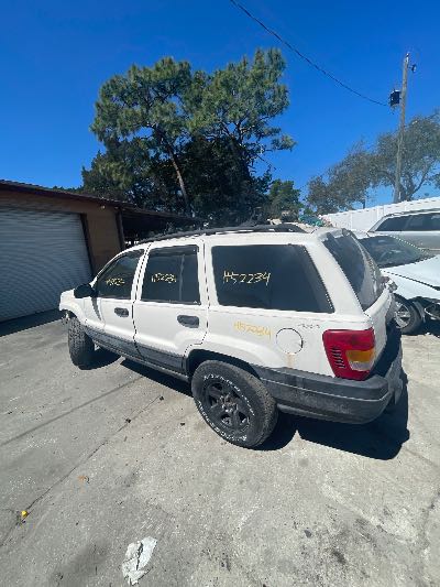 1999 Jeep Grand Cherokee Location - Chrysler - Row 47 - Stock # H52234