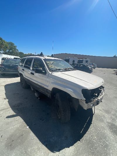 1999 Jeep Grand Cherokee Location - Chrysler - Row 47 - Stock # H52234