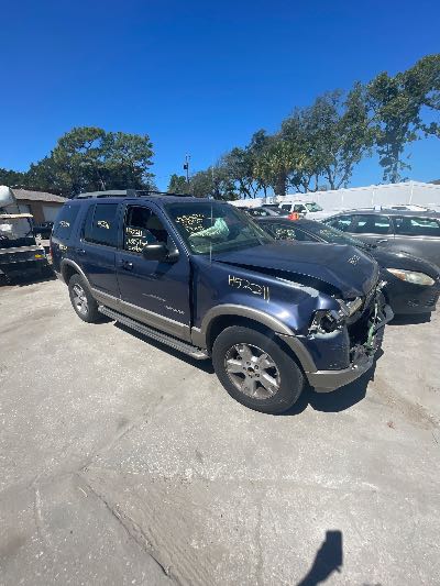 2005 Ford Explorer Location - Ford - Row 37 - Stock # H52211