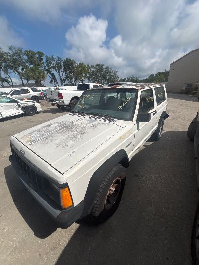 1996 Jeep Cherokee Location - Chrysler - Row 38 - Stock # H52252