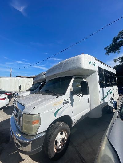 2008 Ford Econoline Location - Large Trucks & Vans - Row 28 - Stock # H52250