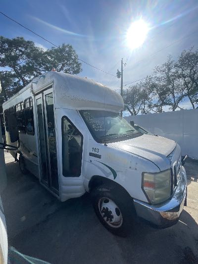 2008 Ford Econoline Location - Large Trucks & Vans - Row 28 - Stock # H52250