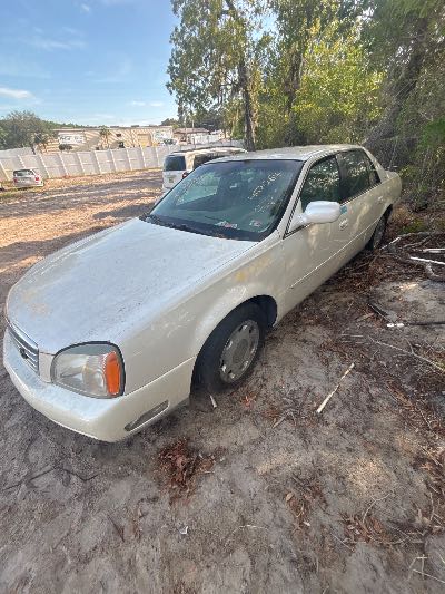 2000 Cadillac Deville Location - GM - Row 33 - Stock # H52264