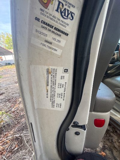 2000 Cadillac Deville Location - GM - Row 33 - Stock # H52264