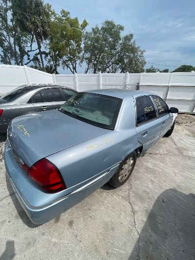 2003 Mercury Grand Marquis Location - Ford - Row 25 - Stock # H52275
