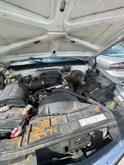 1996 Chevrolet C/K 1500 Location - Large Trucks & Vans - Row 28 - Stock # H52258