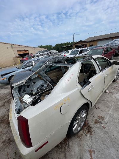 2006 Cadillac STS Location - GM - Row 33 - Stock # H52233