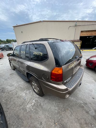 2002 GMC Envoy Location - GM - Row 33 - Stock # H52278