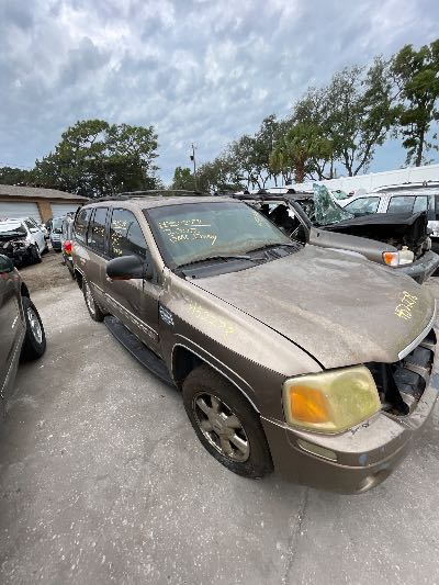 2002 GMC Envoy Location - GM - Row 33 - Stock # H52278