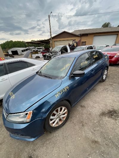 2015 Volkswagen Jetta Location - Imports - Row 25 - Stock # H52284