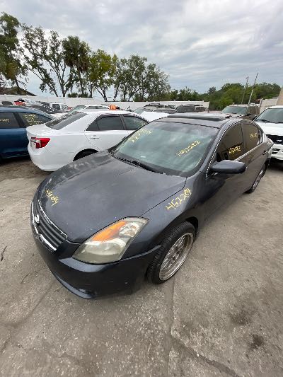 2008 Nissan Altima Location - Imports - Row 25 - Stock # H52282