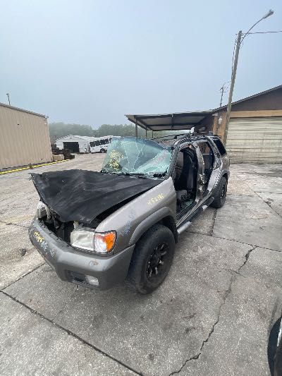 2001 Nissan Pathfinder Location - Imports - Row 25 - Stock # H52286