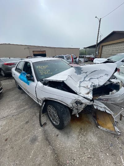 2000 Mercury Grand Marquis Location - Ford - Row 25 - Stock # H52292