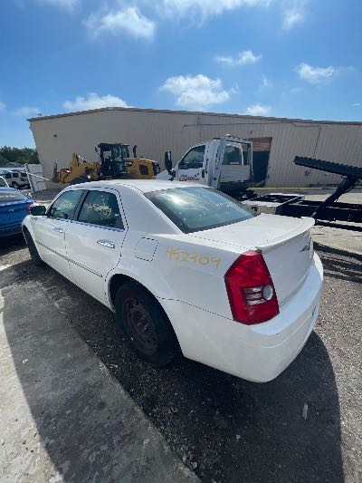 2008 Chrysler 300 Location - Chrysler - Row 39 - Stock # H52309