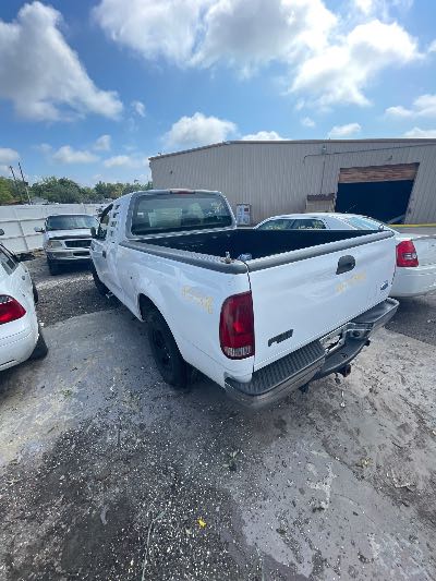 1997 Ford F-150 Location - Large Trucks & Vans - Row 28 - Stock # H52308
