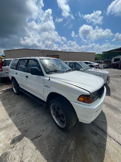1998 Mitsubishi Montero Sport Location - Imports - Row 29 - Stock # H52293
