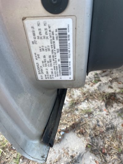 2004 Dodge Dakota Location - Large Trucks & Vans - Row 29 - Stock # H52310