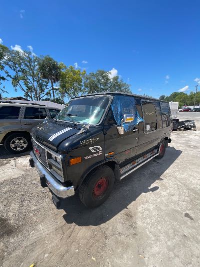 1995 GMC Vandura Location - Large Trucks & Vans - Row 28 - Stock # H52347