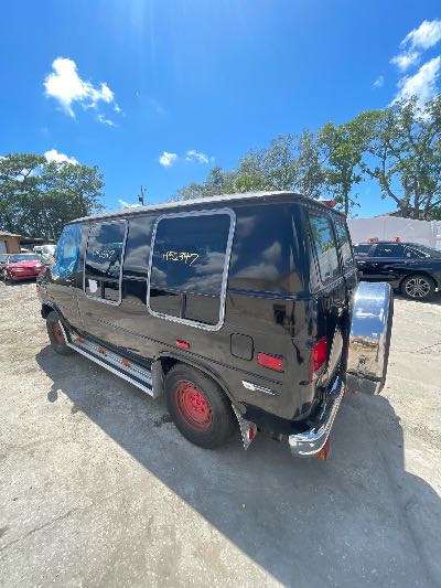 1995 GMC Vandura Location - Large Trucks & Vans - Row 28 - Stock # H52347