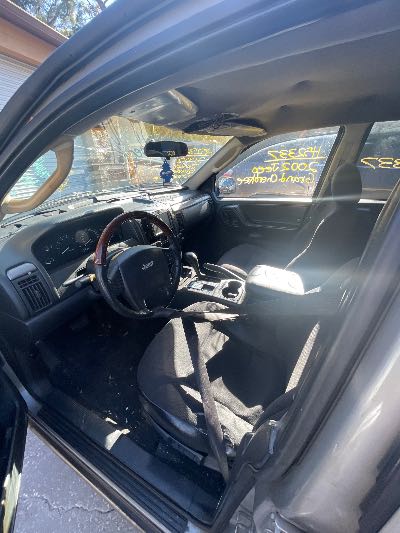 2002 Jeep Grand Cherokee Location - Chrysler - Row 39 - Stock # H52337