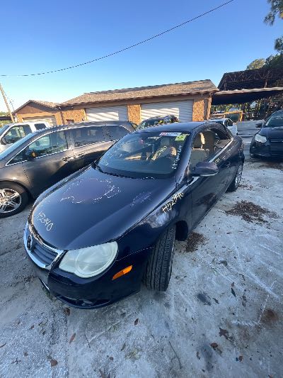 2008 Volkswagen Eos Location - Imports - Row 30 - Stock # H52340