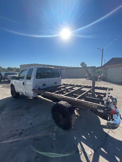 2004 Ford Super Duty F-250 Location - Large Trucks & Vans - Row 29 - Stock # H52289