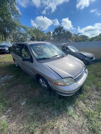 2003 Ford Windstar Wagon Location - Ford - Row 28 - Stock # H52367