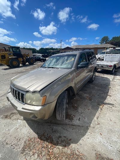 2005 Jeep Grand Cherokee Location - Chrysler - Row 40 - Stock # H52408