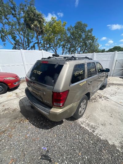 2005 Jeep Grand Cherokee Location - Chrysler - Row 40 - Stock # H52408