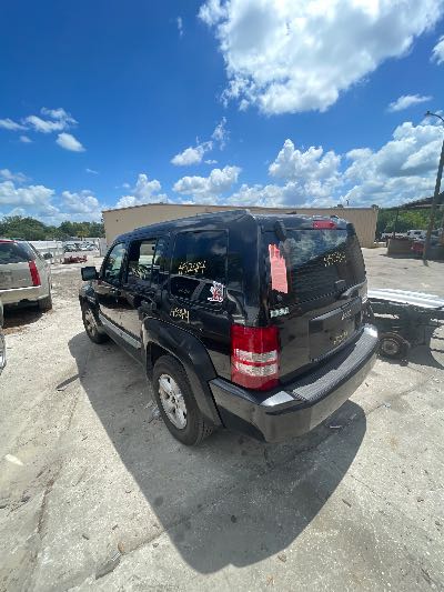 2010 Jeep Liberty Location - Chrysler - Row 40 - Stock # H52414