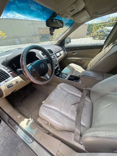 2008 Cadillac SRX Location - GM - Row 34 - Stock # H52413