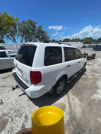 2004 Honda Pilot Location - Imports - Row 44 - Stock # H52431