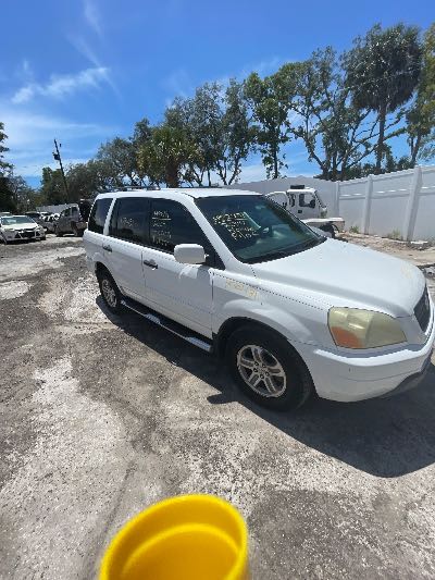 2004 Honda Pilot Location - Imports - Row 44 - Stock # H52431