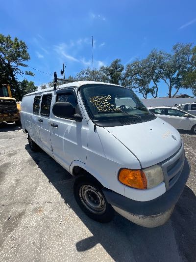2003 Dodge Ram Van Location - Large Trucks & Vans - Row 29 - Stock # H52428