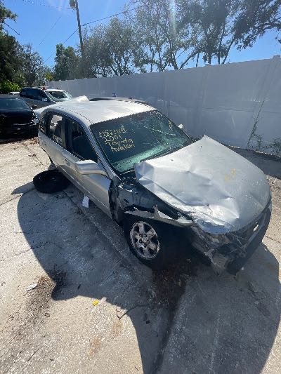 2001 Toyota Avalon Location - Imports - Row 45 - Stock # H52419