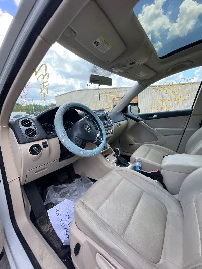 2014 Volkswagen Tiguan Location - Imports - Row 45 - Stock # H52432