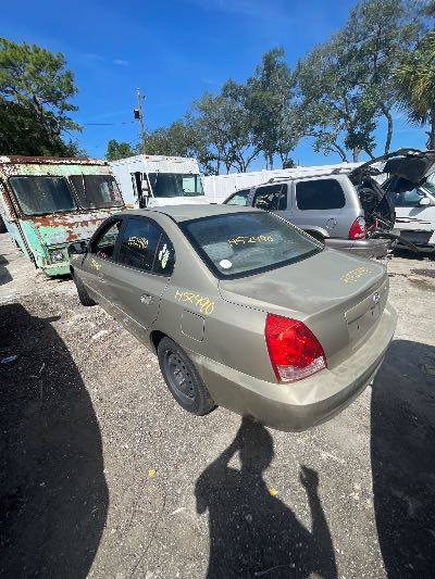 2006 Hyundai Elantra Location - Imports - Row 6 - Stock # H52490
