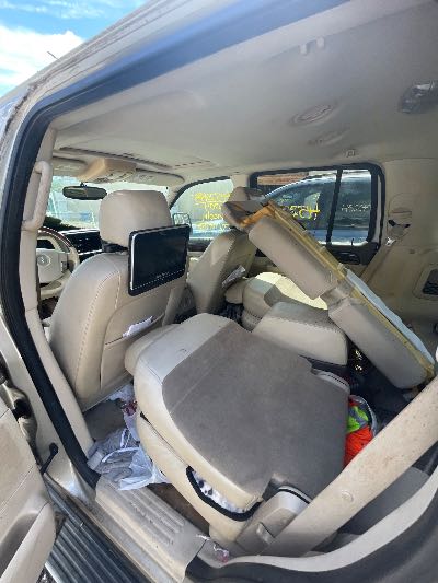 2004 Lincoln Aviator Location - Ford - Row 28 - Stock # H52495