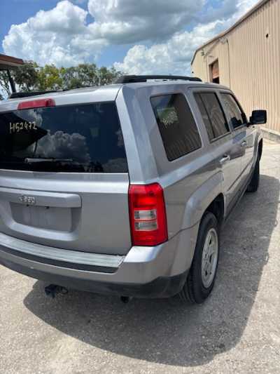 2016 Jeep Patriot Location - Chrysler - Row 42 - Stock # H52472