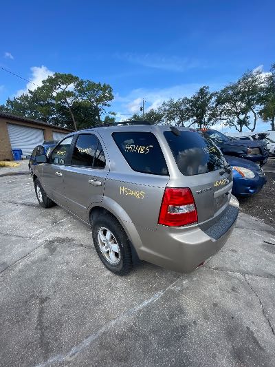 2009 Kia Sorento Location - Imports - Row 3 - Stock # H52485