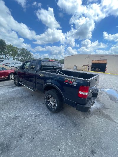 2005 Ford F-150 Location - Large Trucks & Vans - Row 31 - Stock # H52494