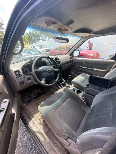 2004 Nissan Frontier Location - Imports - Row 999 - Stock # H52529