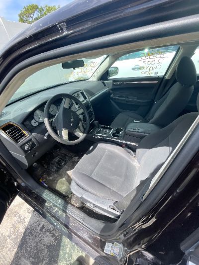 2007 Chrysler 300 Location - Chrysler - Row 40 - Stock # H52455