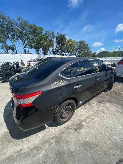 2014 Nissan Sentra Location - Imports - Row 4 - Stock # H52552