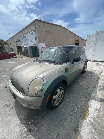 2009 MINI Cooper Hardtop Location - Imports - Row 5 - Stock # H52572
