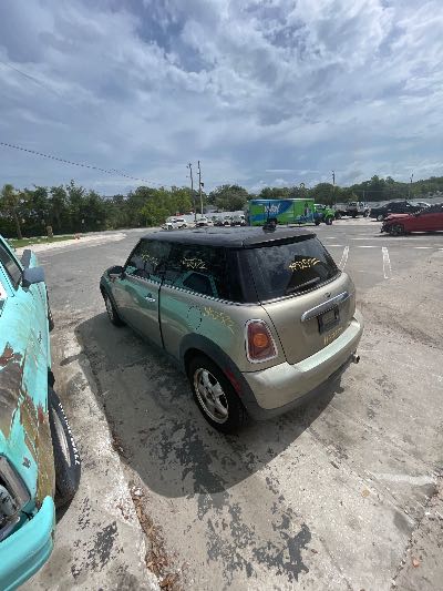 2009 MINI Cooper Hardtop Location - Imports - Row 5 - Stock # H52572