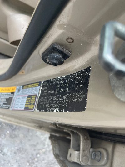 2007 Kia Rondo Location - Imports - Row 6 - Stock # H52576