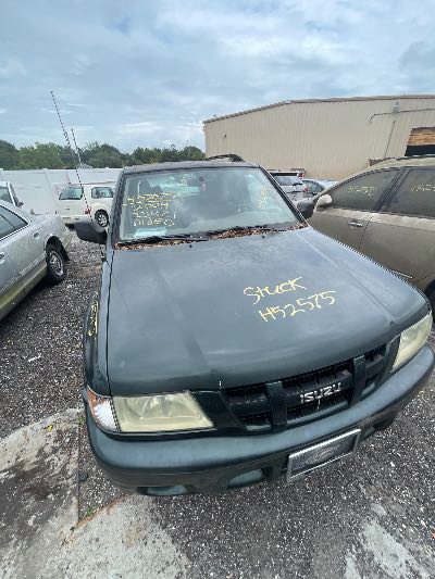 2004 Isuzu Rodeo Location - Imports - Row 9 - Stock # H52575