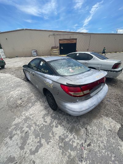 1999 Saturn SC 2dr Location - GM - Row 38 - Stock # H52528